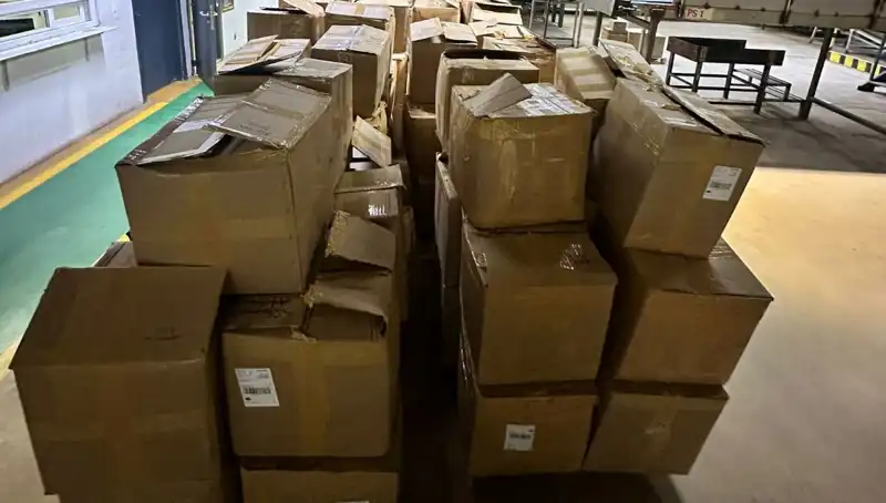 Kargo Şirketinin Deposunda Ele Geçirilen Kaçak Tütün Kayıpları Şaşırttı