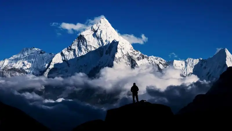Everest Dağı'nda Yeni Bir Dönem: Tırmanış Deneyimi Nasıl Değişiyor?