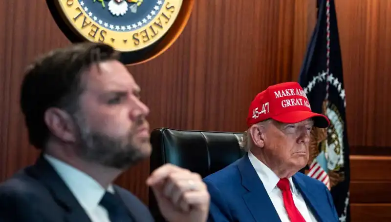 Trump'ın Azil Tasarısı Reddedildi: Siyasi Dalgalar Yükseliyor