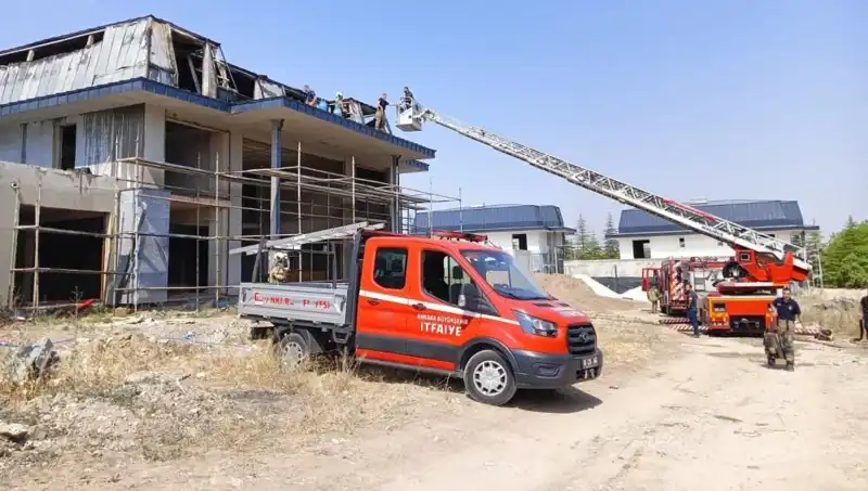 Ankara Gölbaşı'nda Villaların Olduğu Alanda Şok Yangın: Korkutan Anlar