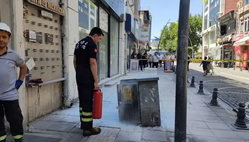 Cadde Ortasında Gerçekleşen Korkunç Patlama: Şehirde Panik Havası