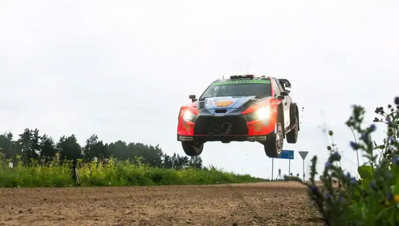 Otomobil Rallisinde Şok: İki Seyirci Trajediyle Hayatını Kaybetti