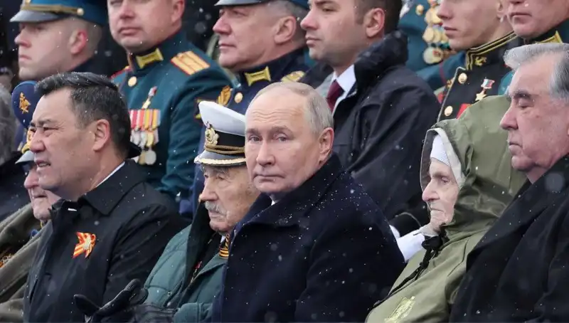 Rus Ordusu Genişliyor: Putin'den Tarihi Seferberlik Çağrısı