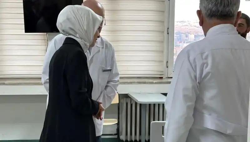 Metan Gazından Zehirlenen Askerlerle Buluşan Bakan Göktaş'ın Mesajı