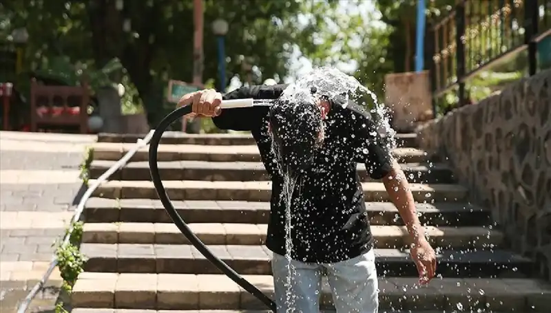 Hafta Sonu İçin Meteorologlardan Uyarı: Kavurucu Sıcaklar Geliyor!