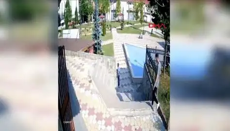 Kastamonu’da Muhtar Uyardığı Kişi Tarafından Bıçaklandı: Olayın Detayları