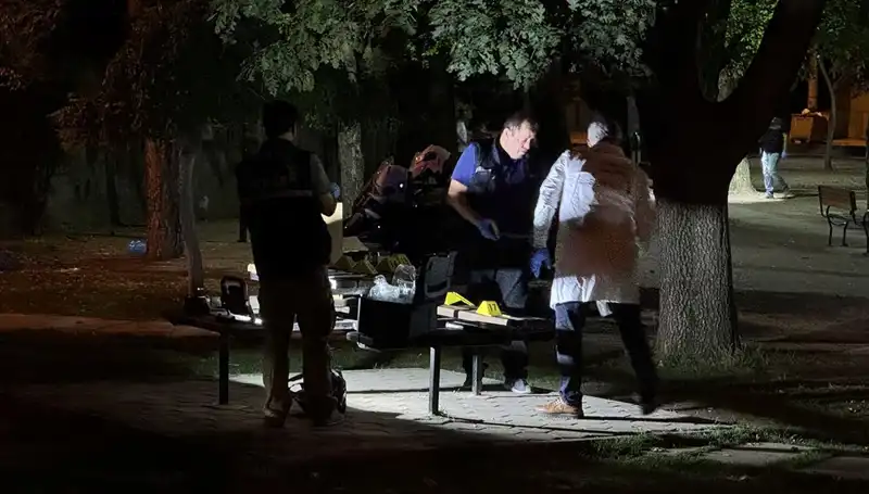 Husumet Kanlı Bitti: Sokak Ortasında Yaşanan Olayda 1 Ölü, 2 Yaralı