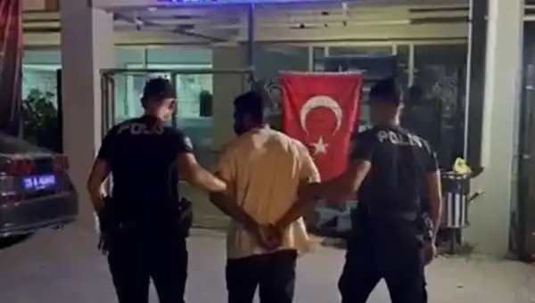 Firari Hükümlü İzmir'de 18 Yıl 9 Ay Sonra Ele Geçirildi