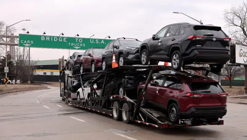 Toyota, ABD Pazarında Hibrit Araçlara Geçiş Yapıyor