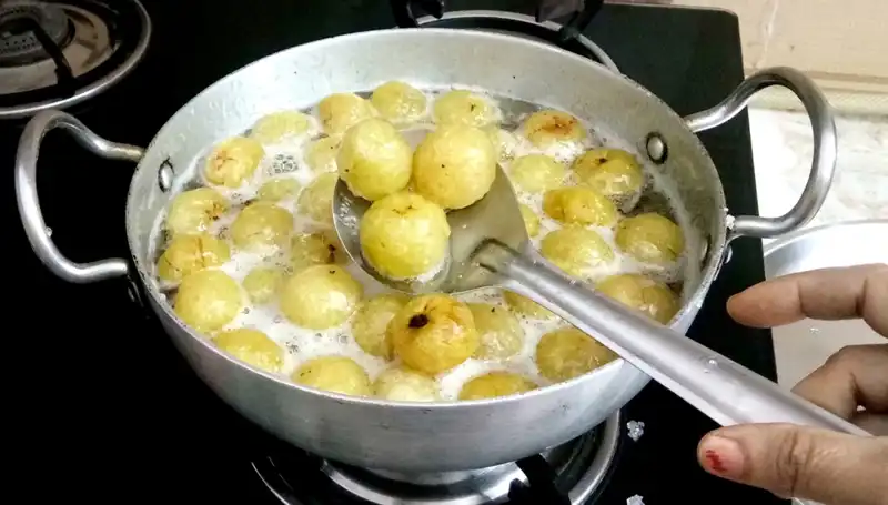 C Vitamininin Sırrı: Aç Karnına Bir Bardak Yeter!