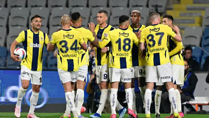 Fenerbahçe'nin Eyüpspor Maçı Öncesi Kadro Eksiklikleri Merak Uyandırıyor