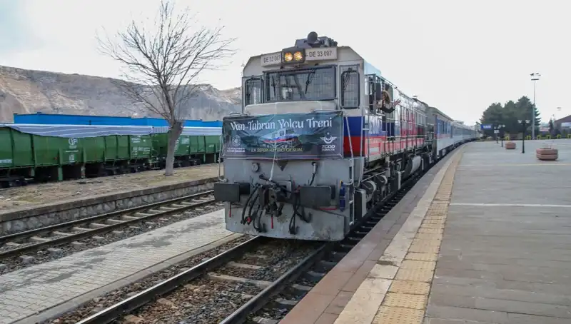 Van-Tahran Tren Seferleri Başladı: Yeni Bir Dönem Açılıyor