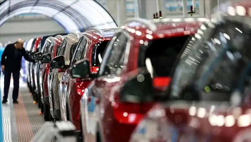 En Çok Satan Araç Markaları 2023: Renk, Motor ve Yakıt Kombinasyonları Neler?
