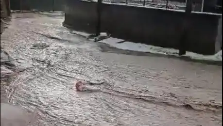 Sivas’ta Sağanak ve Dolu Felaketi: Şehirde Hayatı Olumsuz Etkiledi