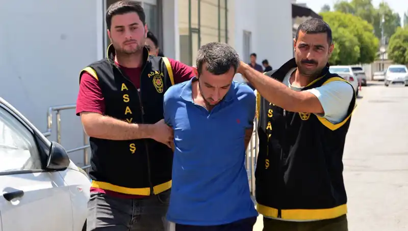 Para Talebi Reddedilen Genç, Annesini Tahta Sopayla Katletti