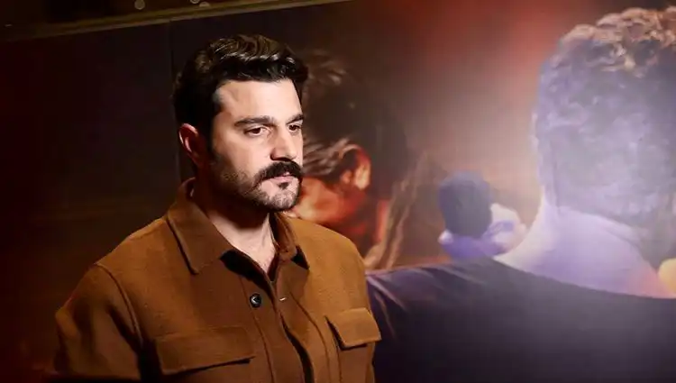 Murat Göğebakan: Kalbim Yaralı Filminin Eşsiz Oyuncu Kadrosu ve Hikayesi
