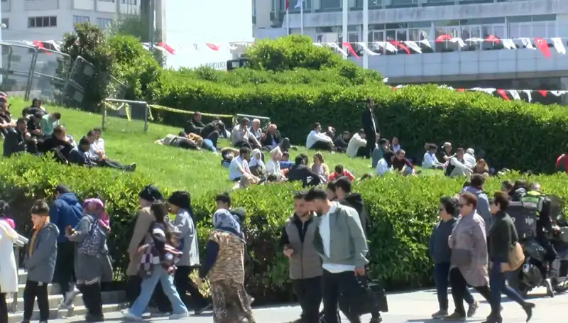 Taksim: Deprem Yoğunluğu ile Güvenlik Endişeleri Artıyor!