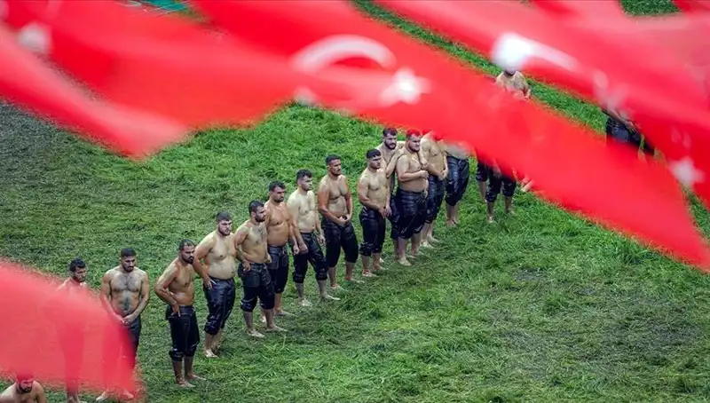 664. Tarihi Kırkpınar Yağlı Güreşleri Başlıyor! Heyecan Dolu Anlar İçin Hazır Mıyız?