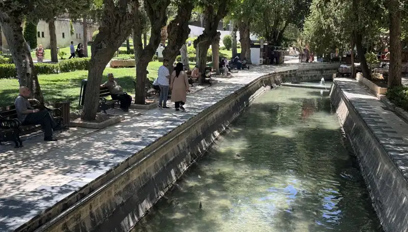 Şanlıurfa'da Sıcaklık Rekoru: Termometreler 37 Dereceyi Aştı!
