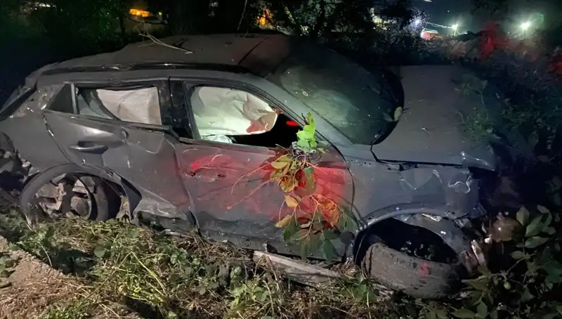 ** Alkollü Sürücünün Feci Kazası: Araç Hurdaya Döndü, Hayatını Kaybetmedi!**