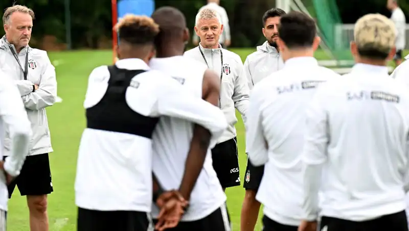 Solskjaer, Futbolcularına Yönelik Sert Eleştirilerde Bulundu