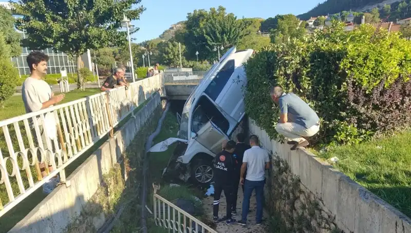 Muğla'da Çarpma Korkusuyla Kazaya Sebep Olan Sürücü Ne Dedi?