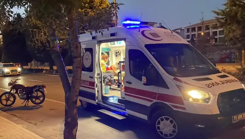 Otomobil Motosikleti 70 Metre Sürükledi, Sürücü Neden Kaçtı?