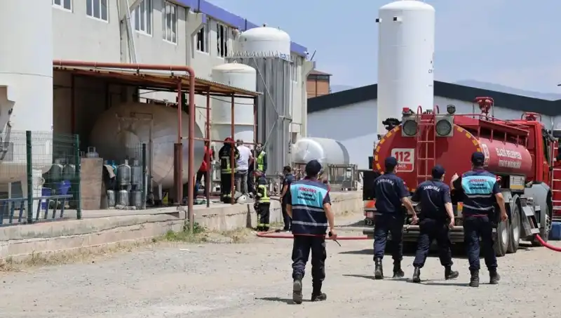 Elazığ'daki Gaz Dolum Tesisinde Şok Edici Patlama: Detaylar ve Gelişmeler