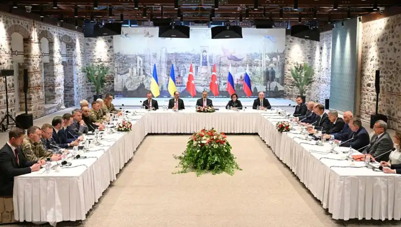 İstanbul’da Barış Zirvesi: Rus Heyeti Türkiye’de Toplanıyor