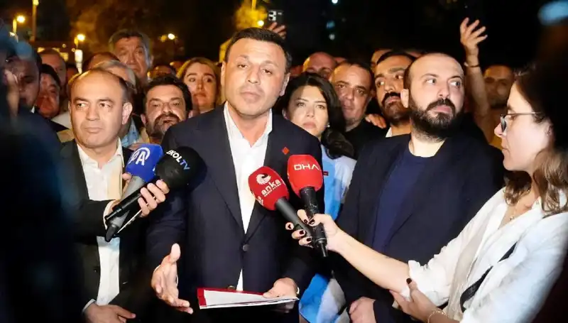 CHP İstanbul İl Başkanı Özgür Çelik, İfadesiyle Siyasi Gündemi Sarsacak Kişisel Açıklamalar Yaptı